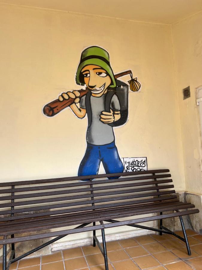 Albergue Municipal Hostel San Martin del Camino Ngoại thất bức ảnh